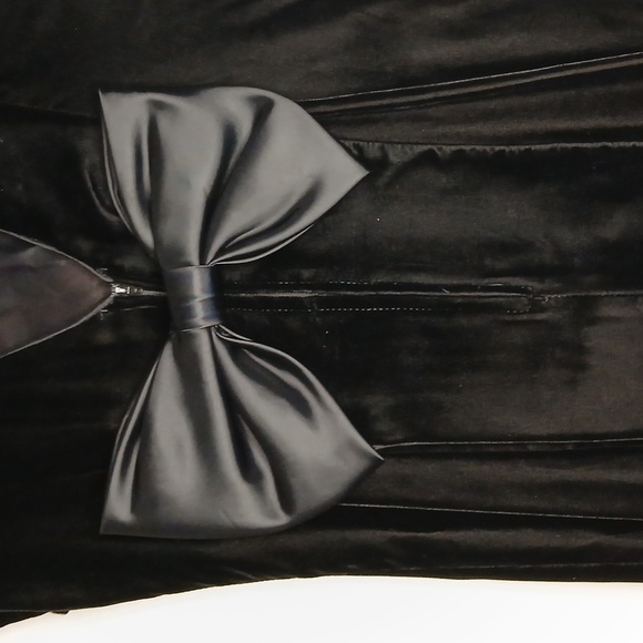 Vintage 1980s Prago FASHIONS LTD  Black velvet Cocktail/Party dress | Size: 8 - Picture 3 of 4